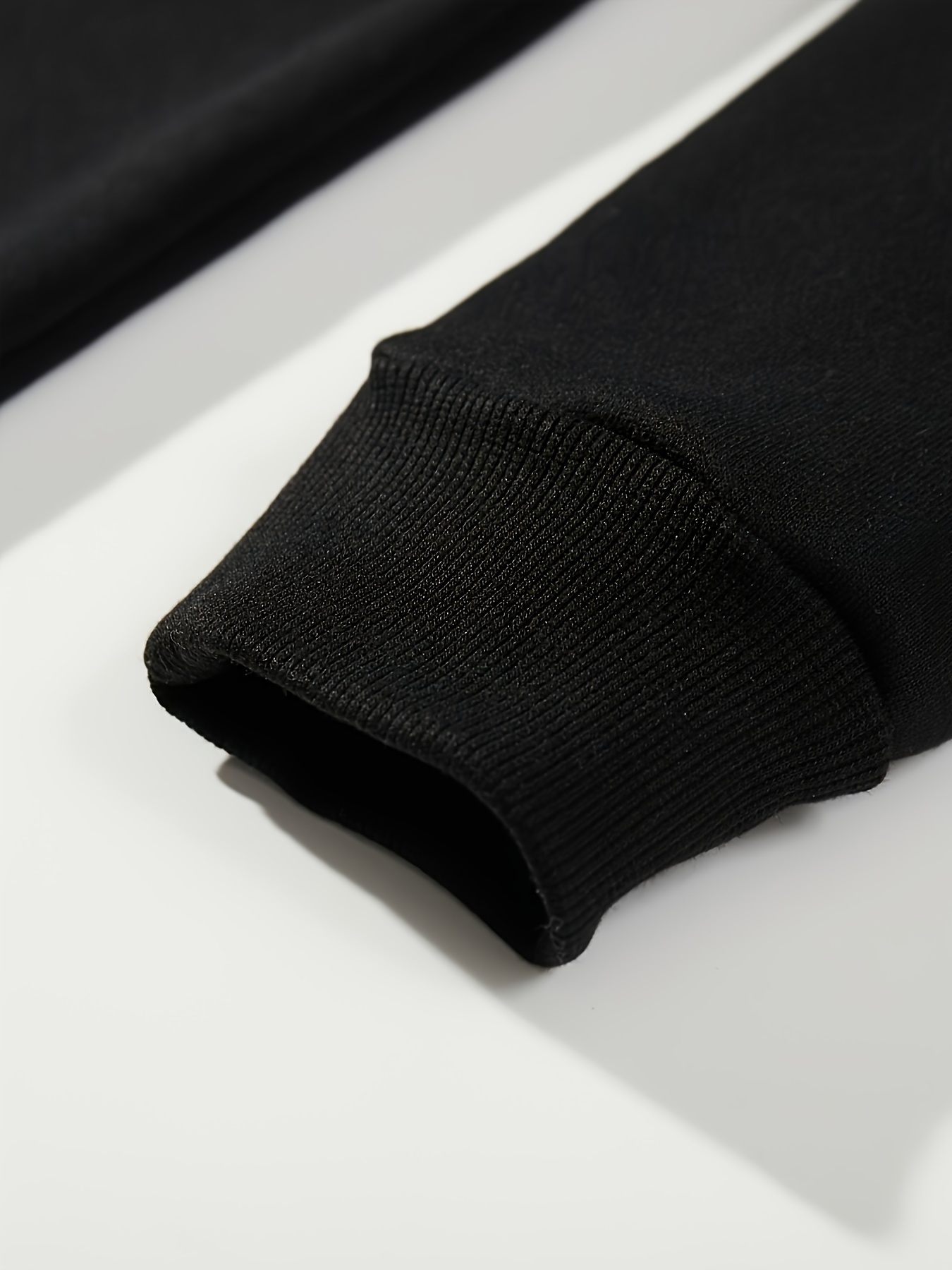 Men's hooded sweatshirt with i - đánh giá và giá Street Fashion Culture